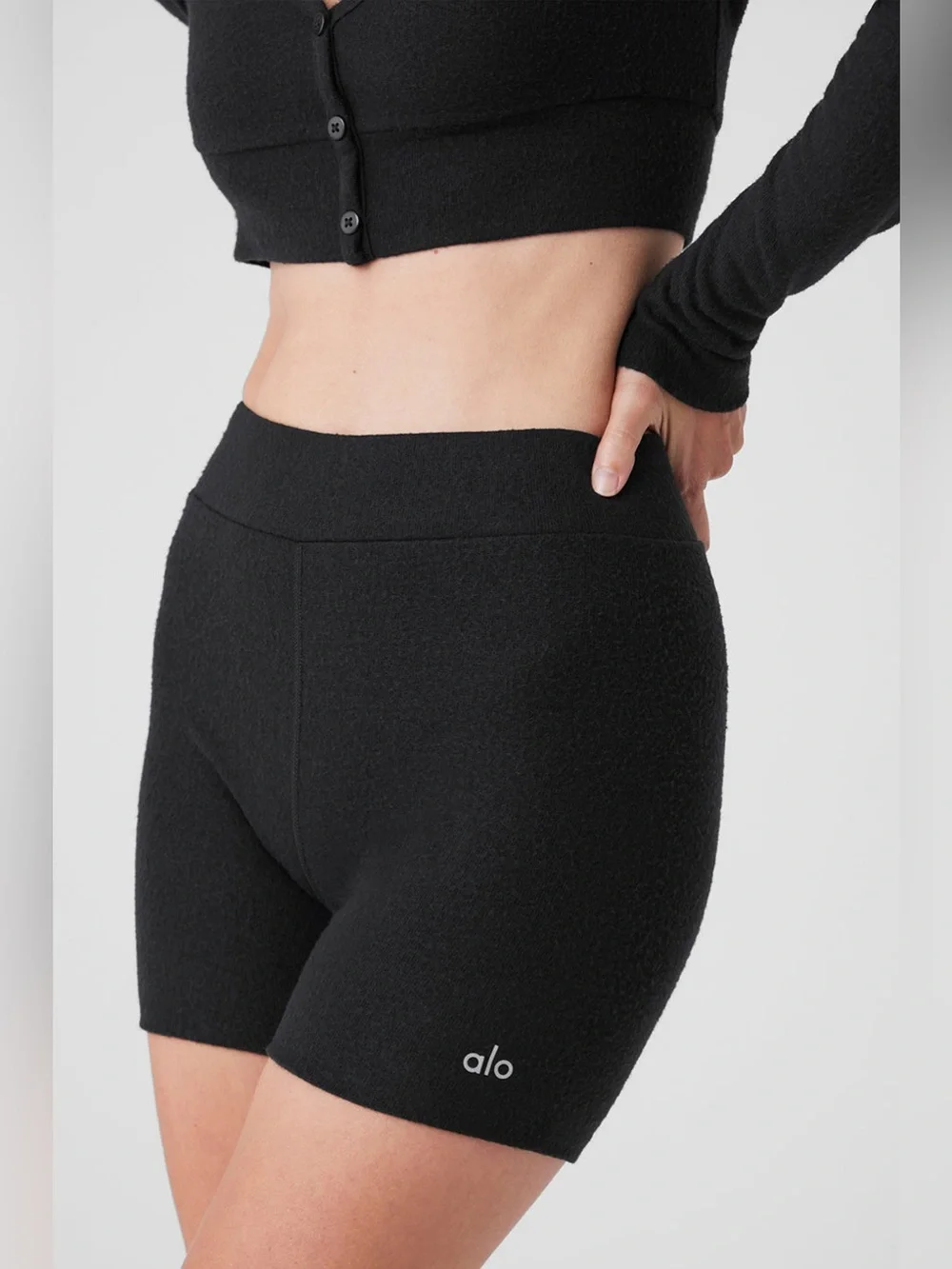 Alo Yoga Alolux High-Waist Me Time Short Size Small NWT A184